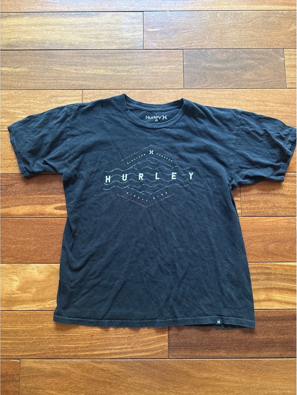 Vintage Y2K Hurley Tee